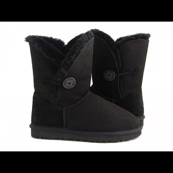 ugg bailey button ii black